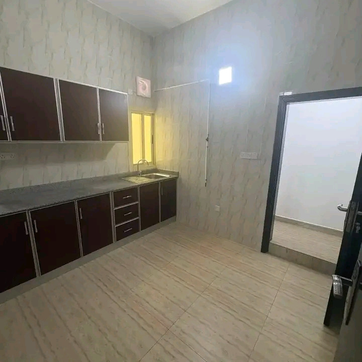 Large apartment for rent in Adliya