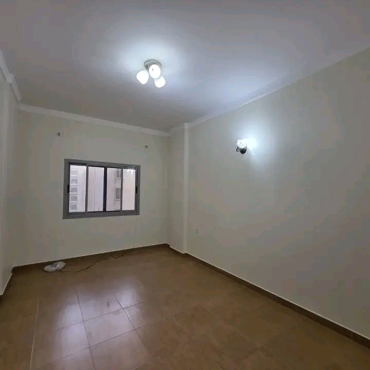Large apartment for rent in Busaiteen
