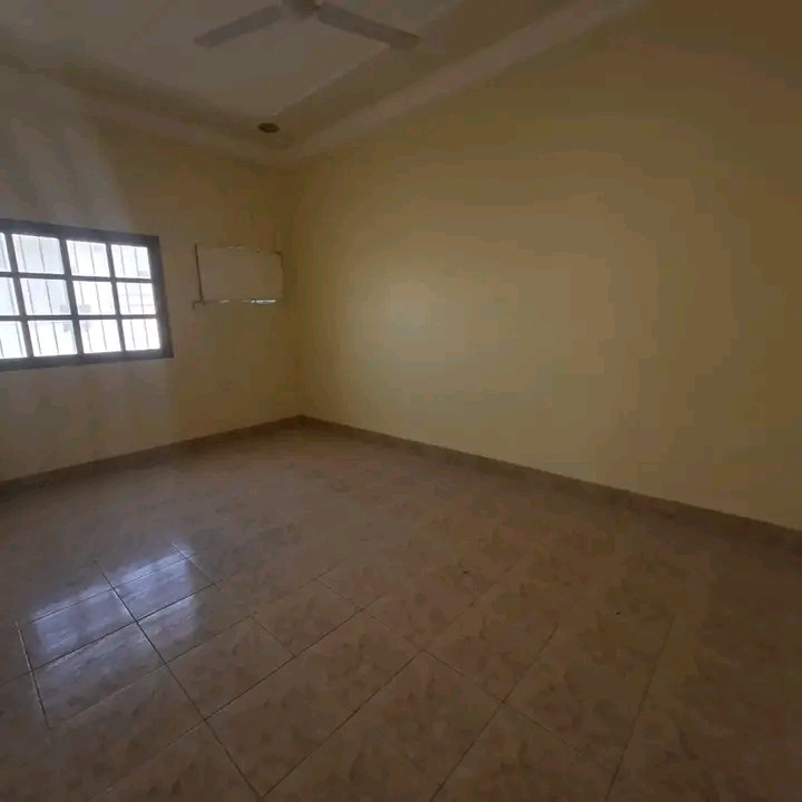 Spacious apartment for rent in Bury