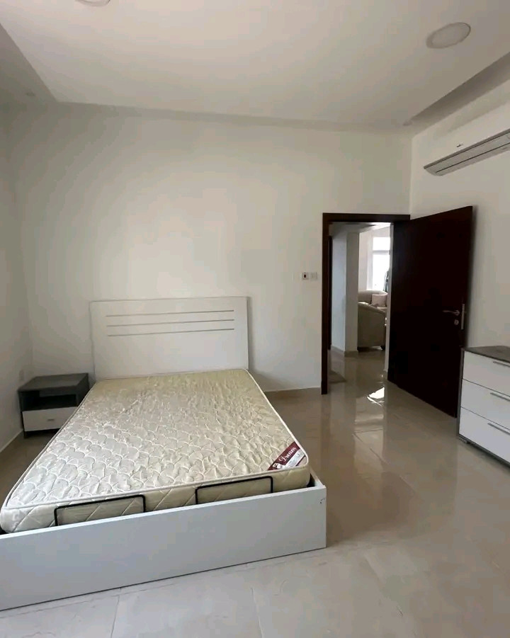 llaygar-shk-raky-mfrosh-fy-albhyr-ibon61789674033.jpg