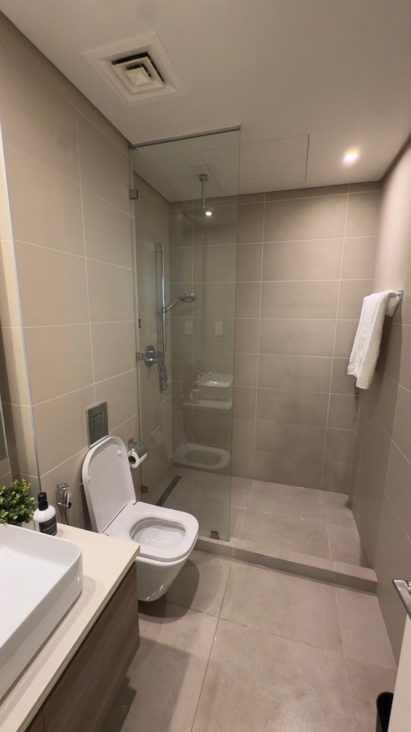 For rent: A luxurious, furnished apartment in Marassi Boulevard. The apartment features a bedroom, kitchen, and bathroom, and is close to Marassi and Al Baraha Market. Electricity and water are included.