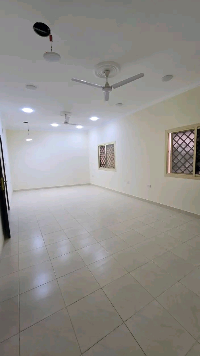 llaygar-shk-shaml-alkhrbaaa-bsaar-mghry01792701679.jpg
