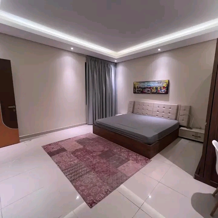 Apartment for rent in Amwaj with sea view