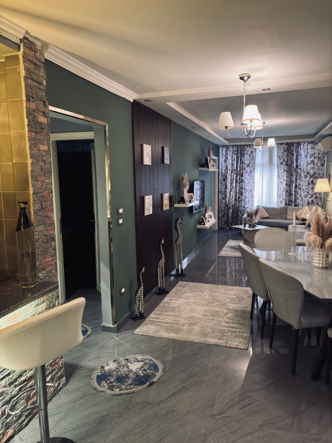 Luxurious apartment apt/ roshdy syria st
