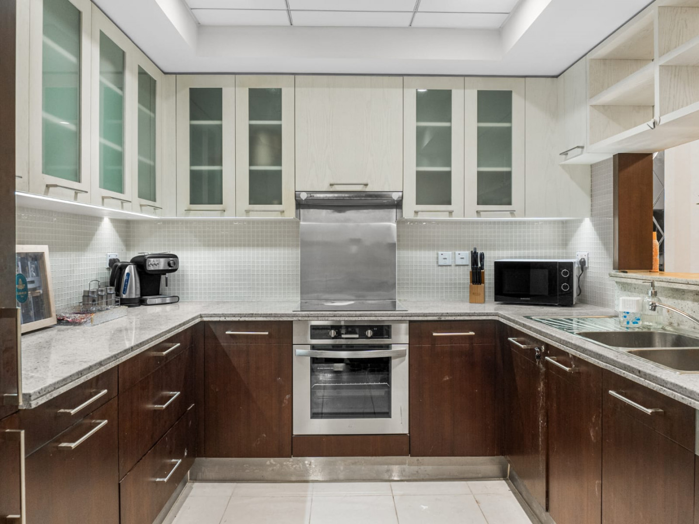 Luxury 1bhk apartment with burj khalifa and city view