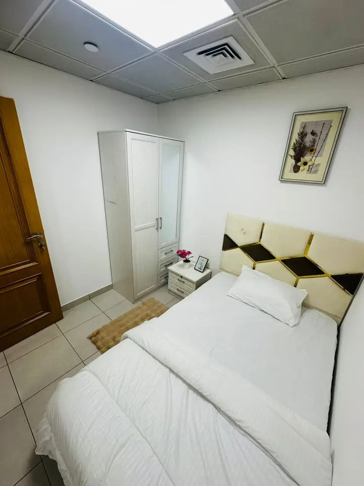 luxury-small-room-with-attached-washroom01782485136.jpg