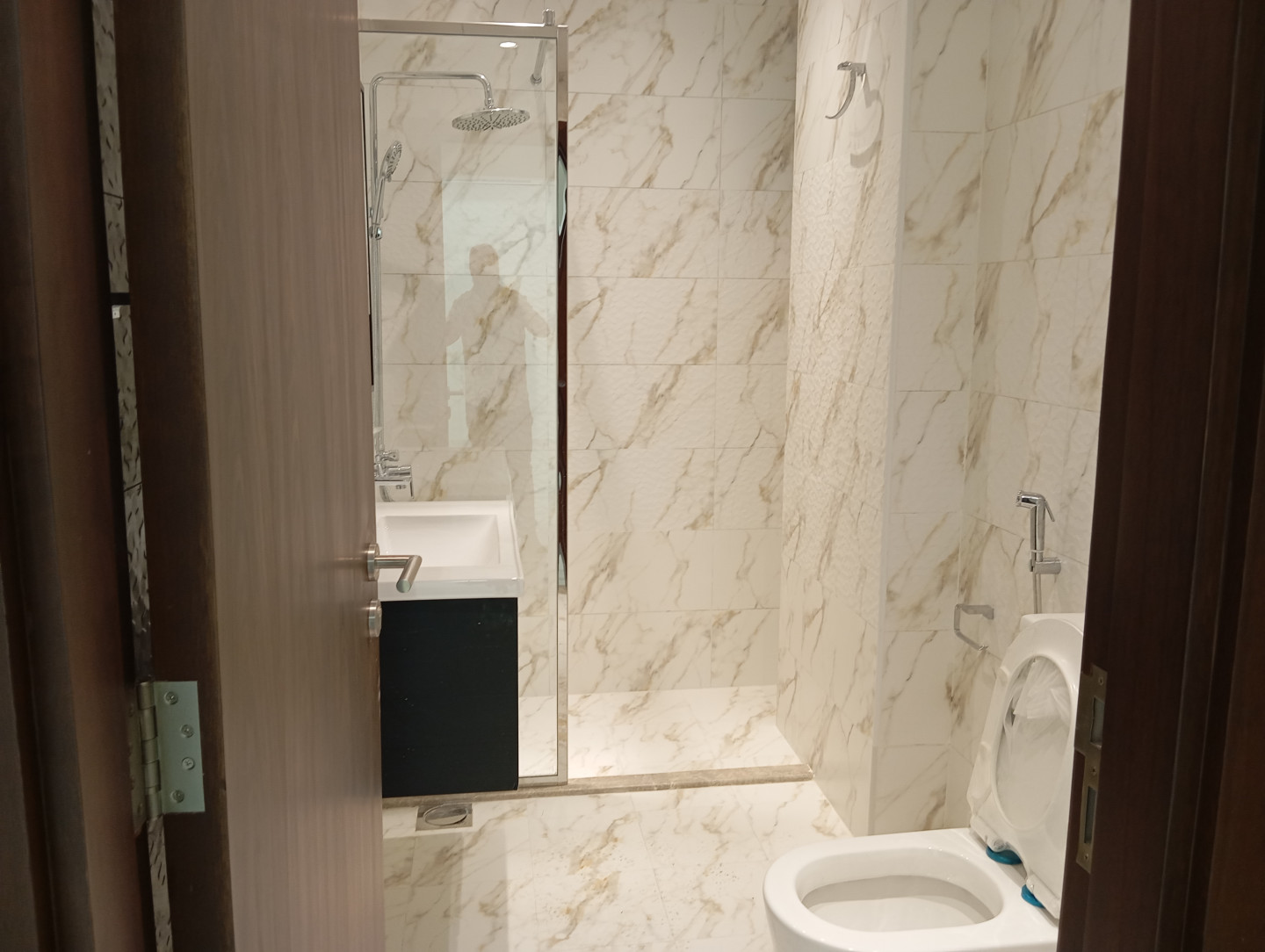 mdny-khlyf-algnoby71788086183.jpg