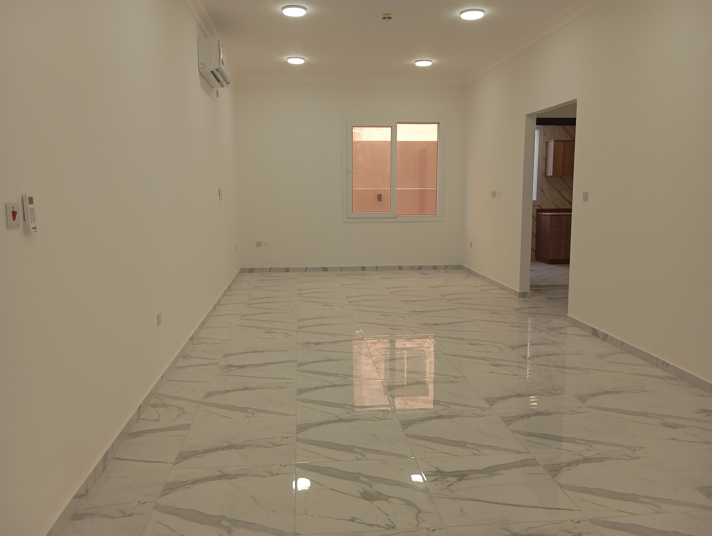 mdny-khlyf-algnoby81788086185.jpg