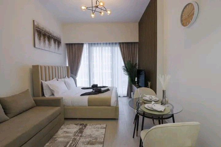 🌴 Move in, settle down & enjoy Dubai in style.
