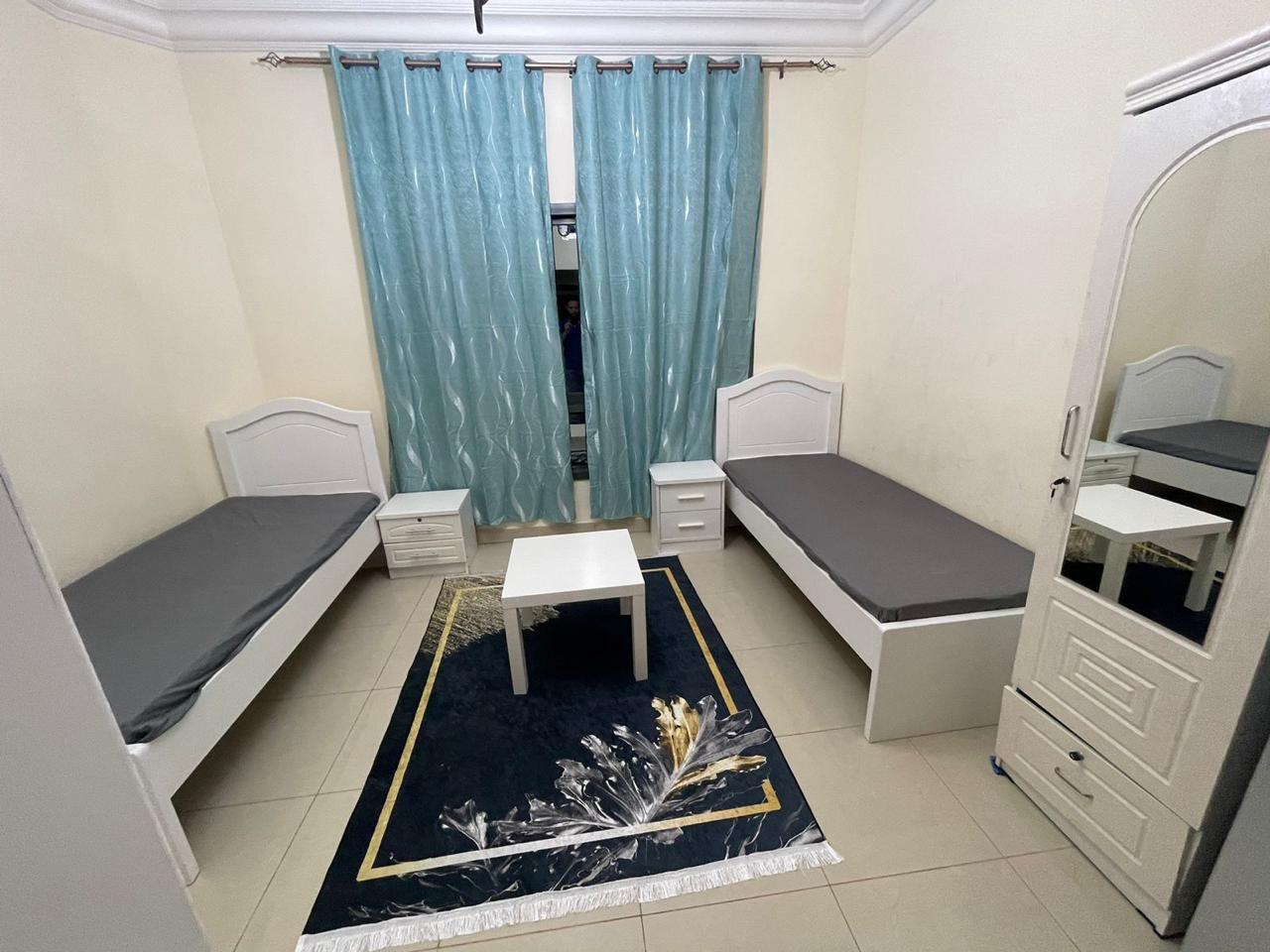 Double room for girls available