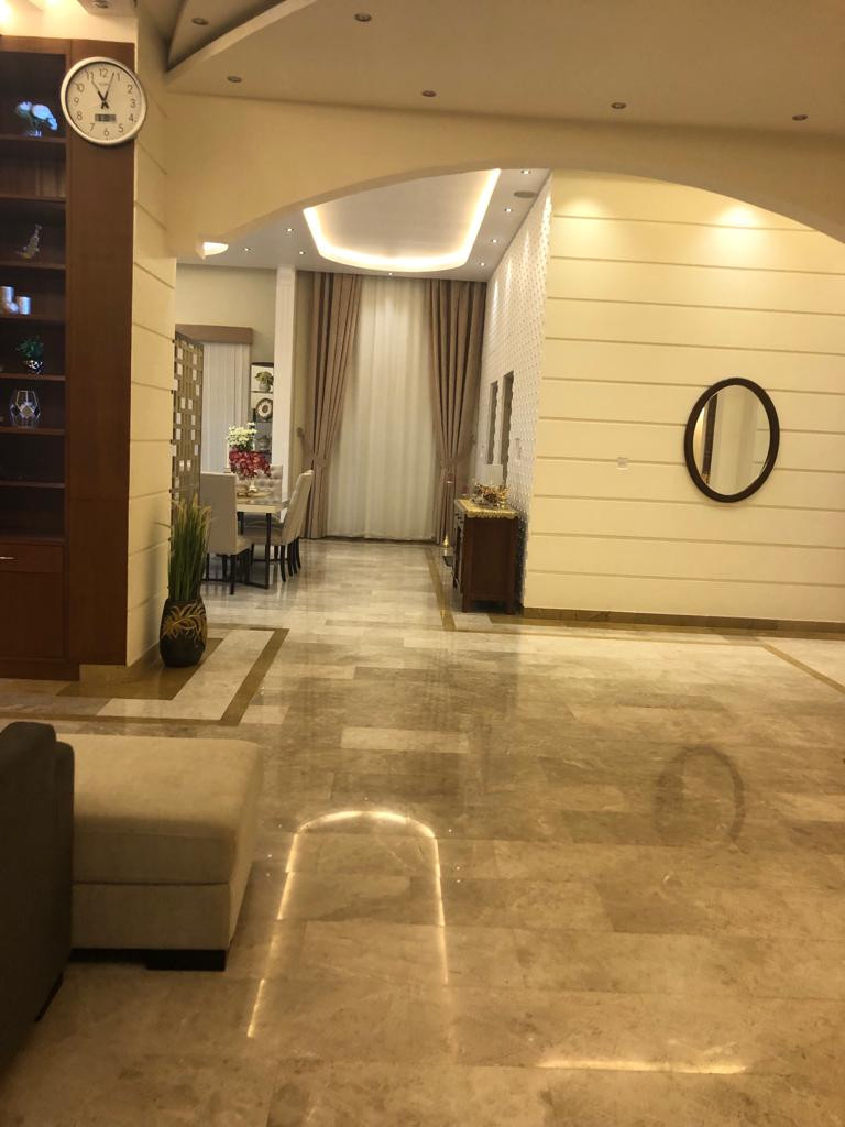 Check-in and check-out time for a private studio