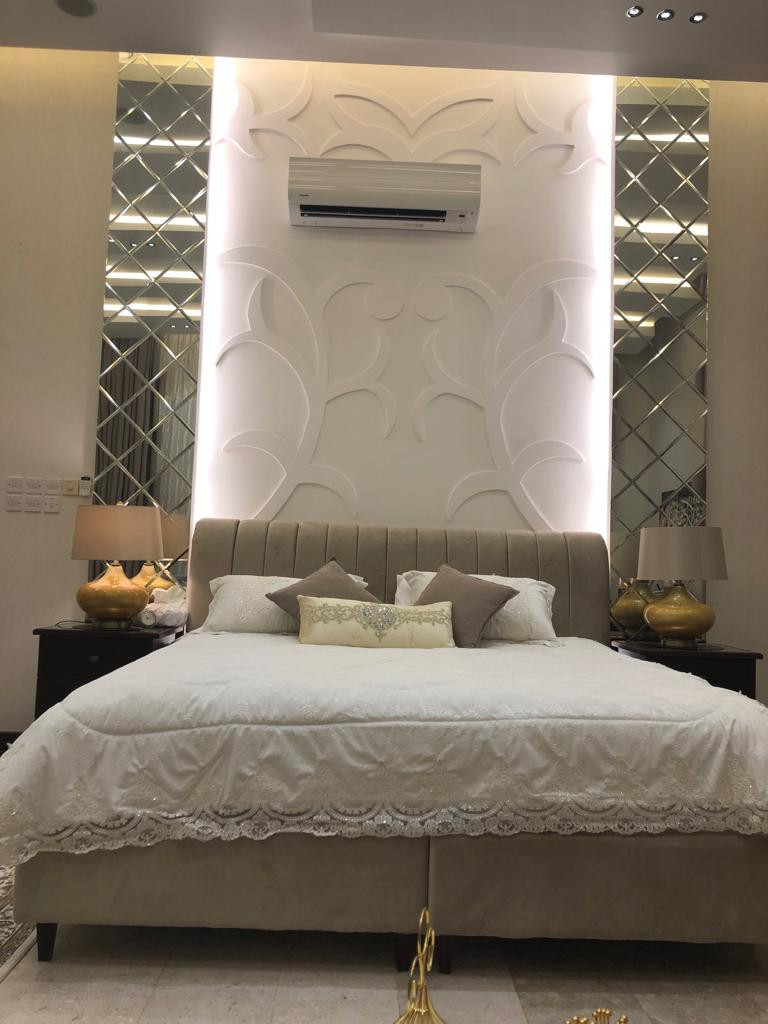 Check-in and check-out time for a private studio