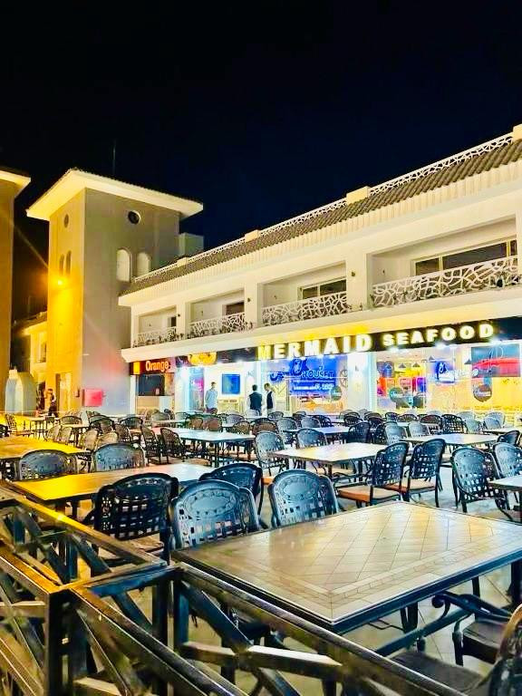 porto-sokhna-pyramids-luxury01782916903.jpeg
