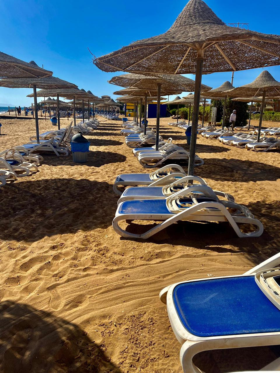 porto-sokhna-pyramids-luxury51782916903.jpeg