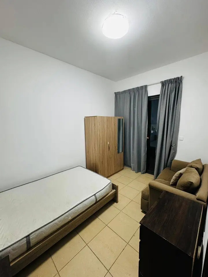 Room for rent in JBR – shams