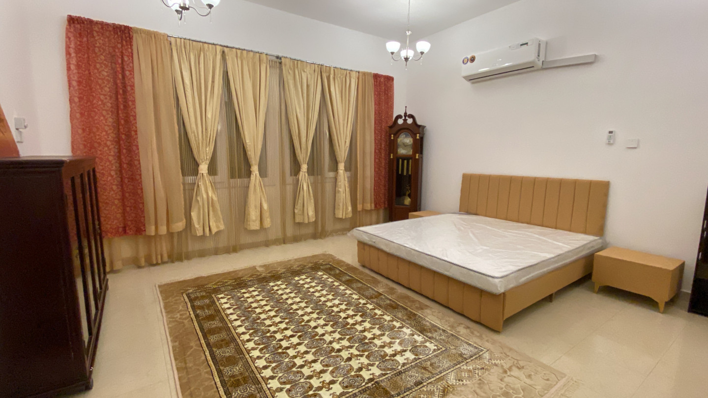 room-for-rent01768832678.jpg
