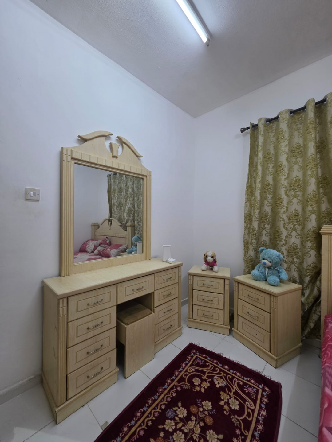 Price of a furnished one-bedroom apartment with clean furnishings in Al Qasimia