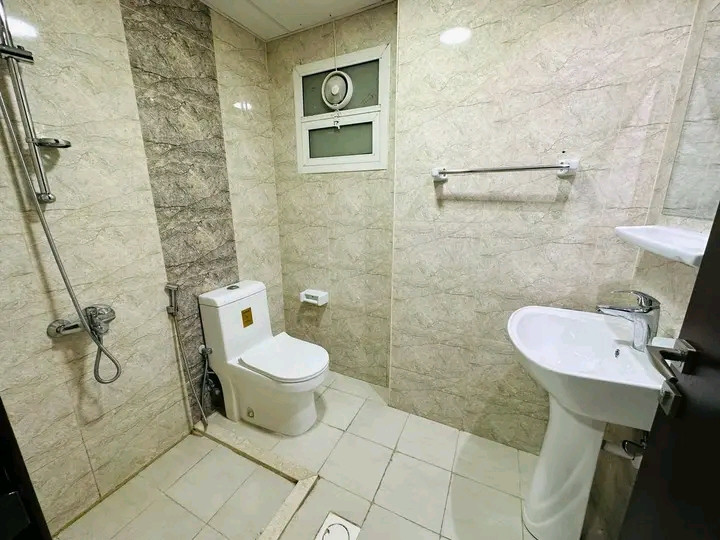 All-inclusive, including maintenance, a high-end studio apartment
