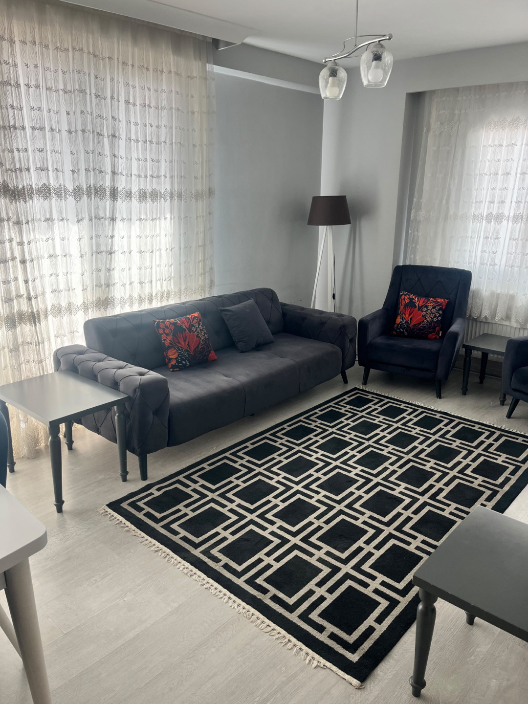 shk-21-mfrosh-fy-kaghythanh01790793112.jpg