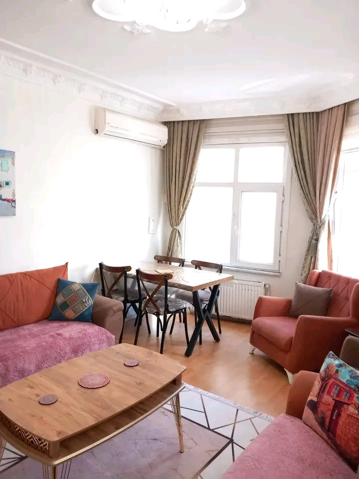 Furnished 3-bedroom apartment with living room, first floor