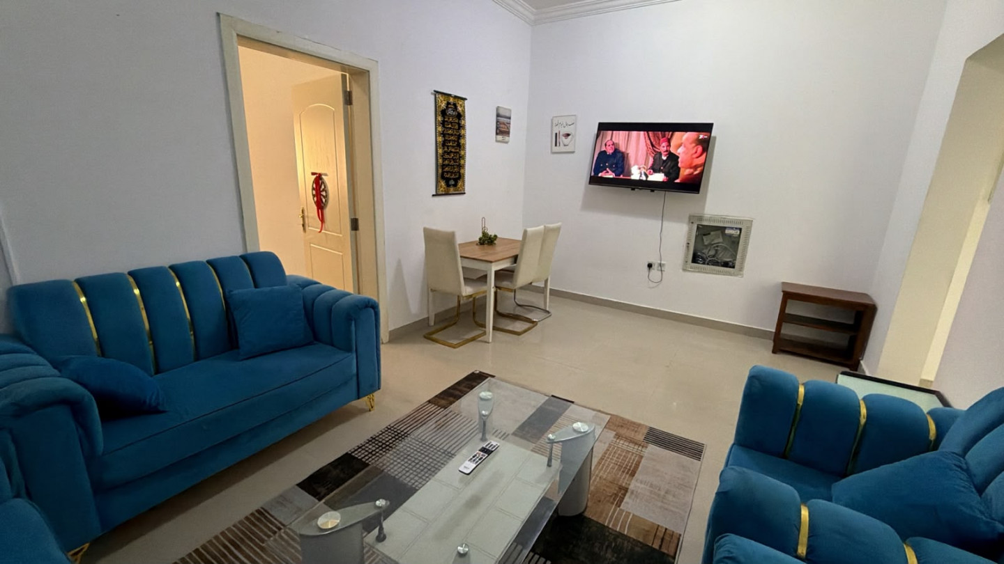 Apartment on the Corniche behind the Seafood Restaurant