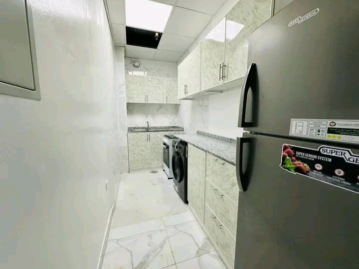 Elegant apartment, completely new furnishings