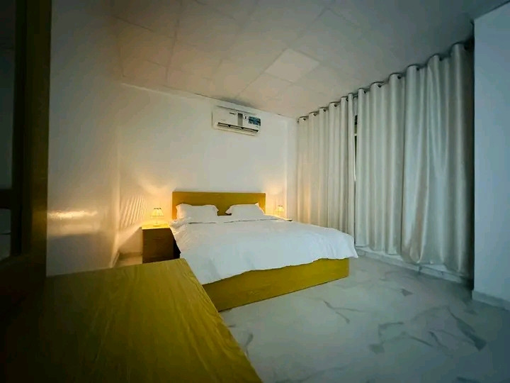 Elegant apartment, completely new furnishings