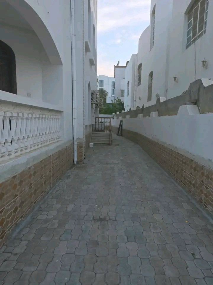 Spacious ground floor apartment with a sea view
