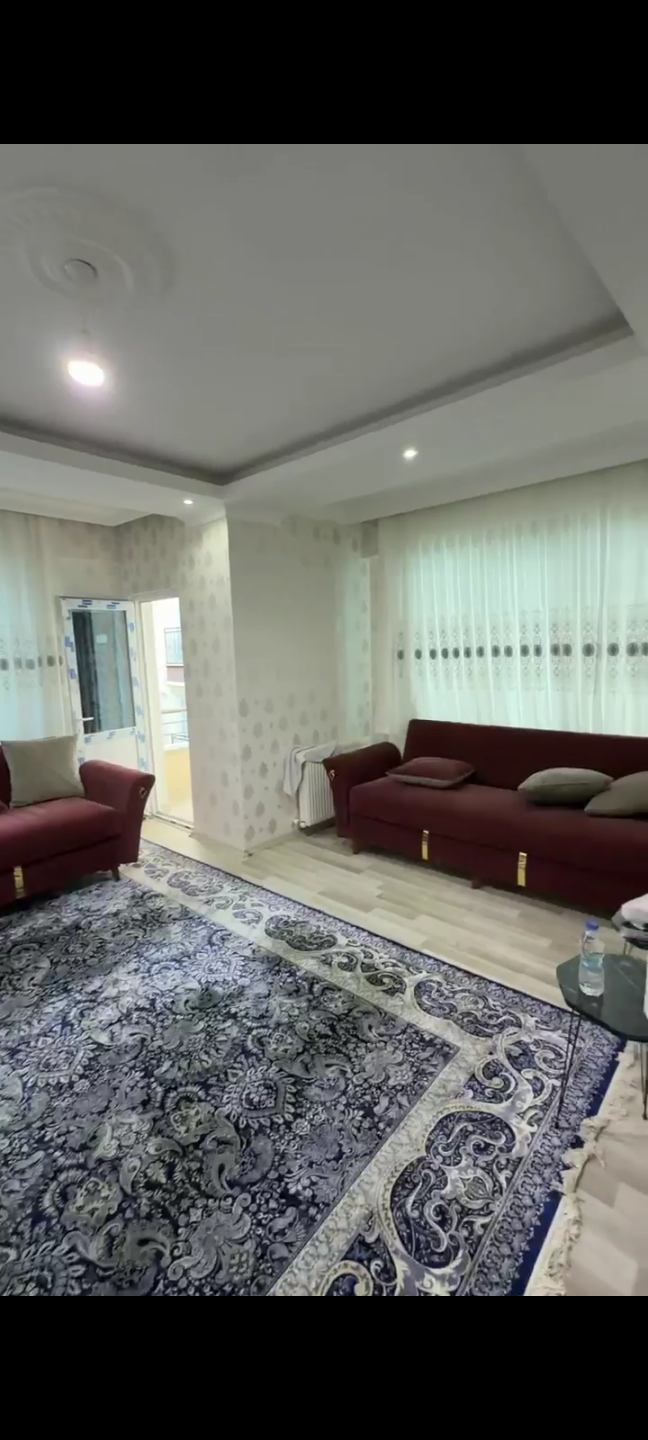 Esenyurt Mukhtar Çeşme Apartment