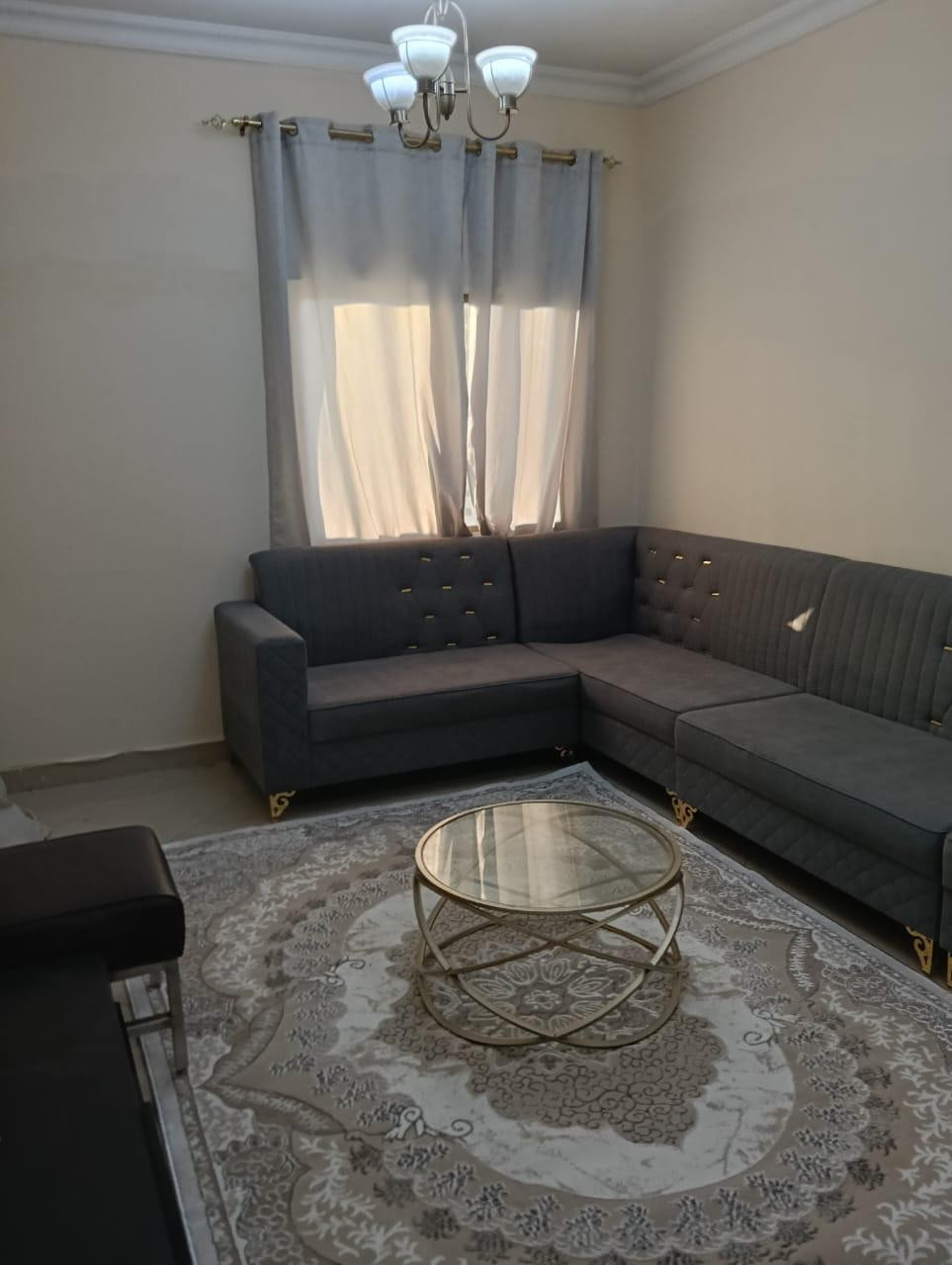 Sea view apartment with hotel-style furnishings