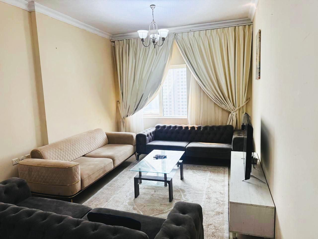 Apartment with a beautiful view of Sharjah