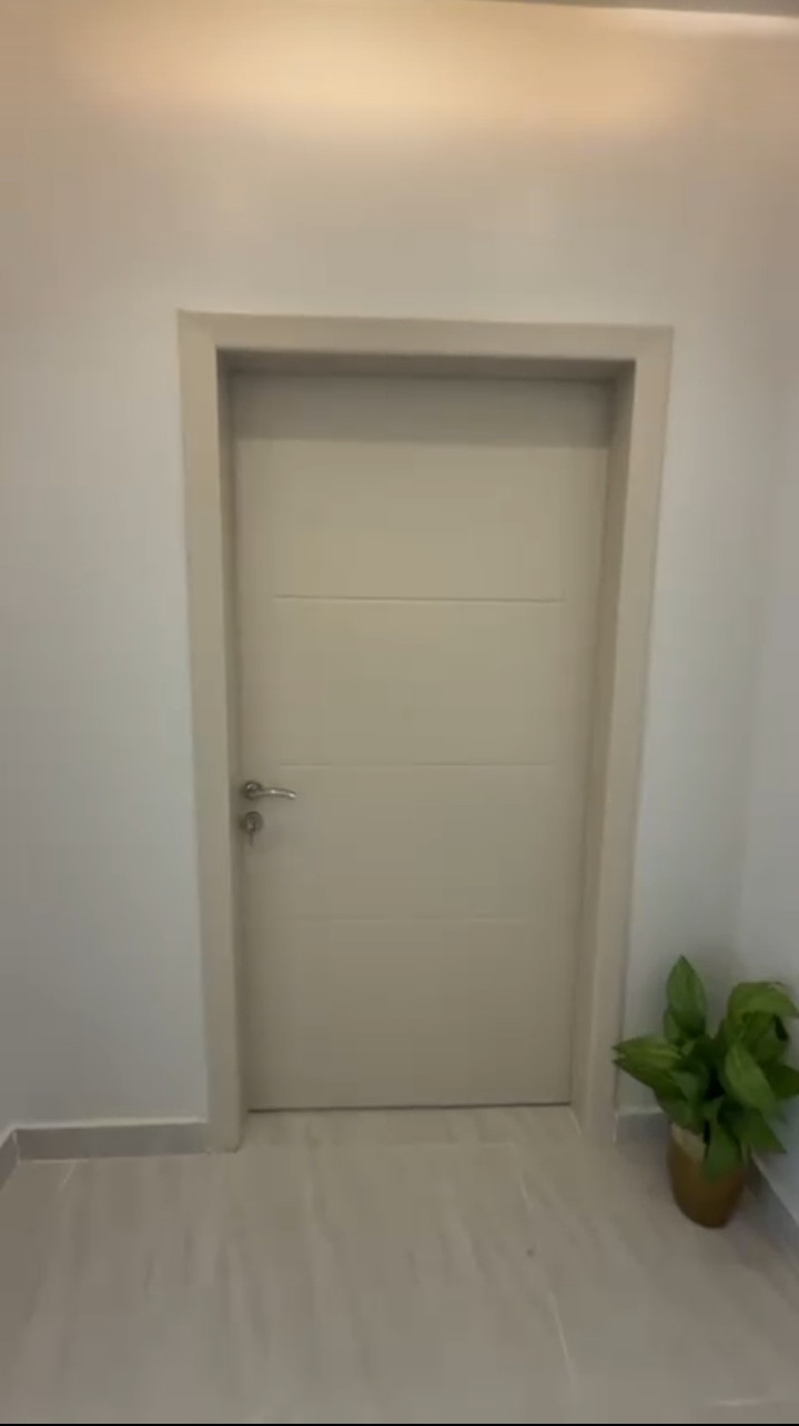 Excellent-sized apartment for annual rent in two installments