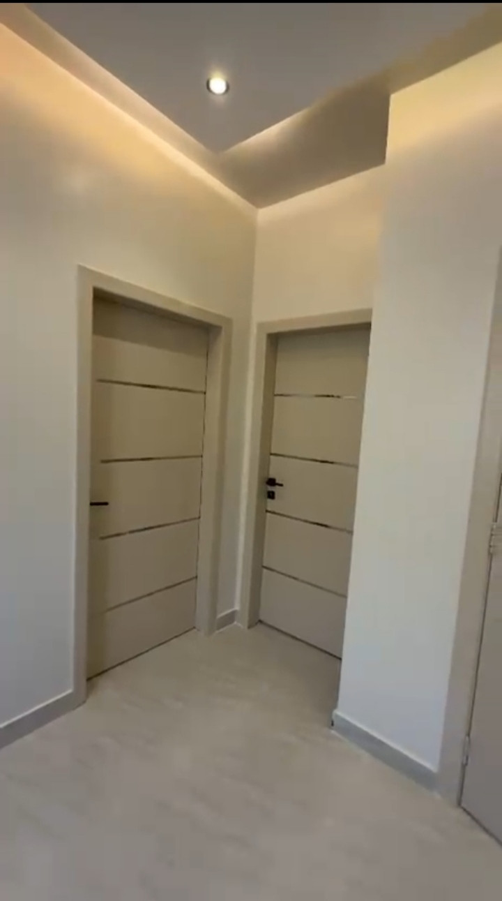 Excellent-sized apartment for annual rent in two installments