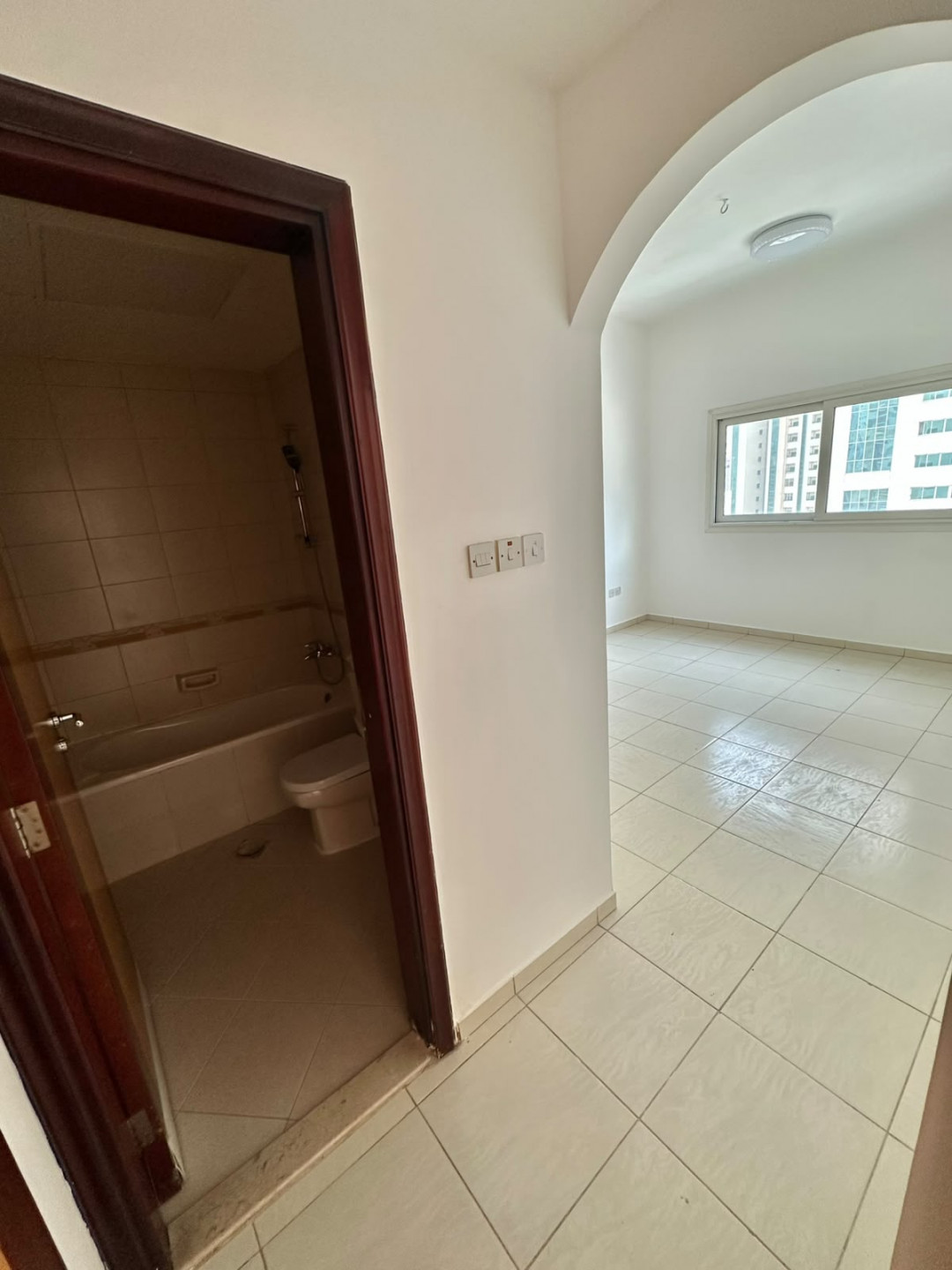 Clean VIP tower apartment in Al Majaz 3