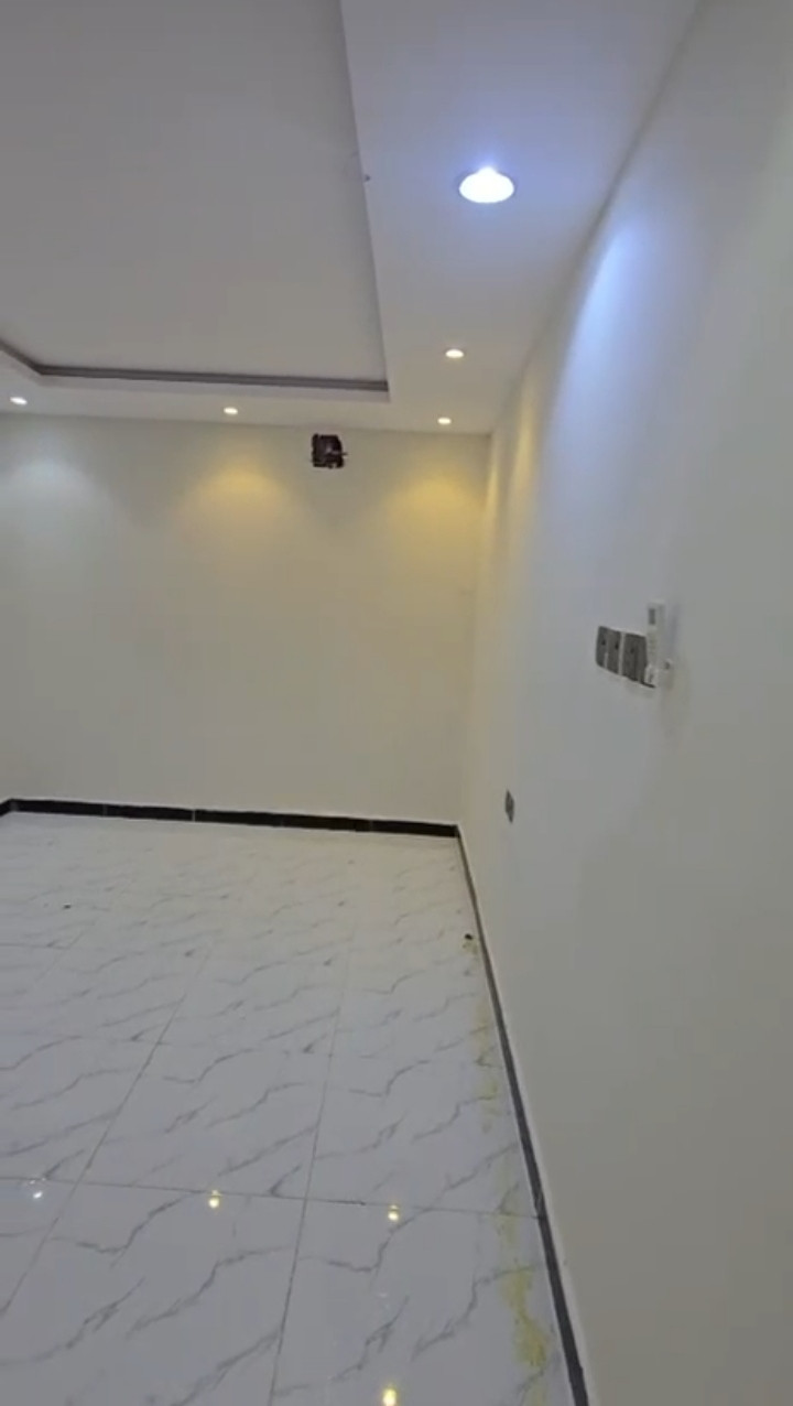 Ground floor apartment with a yard and private entrance