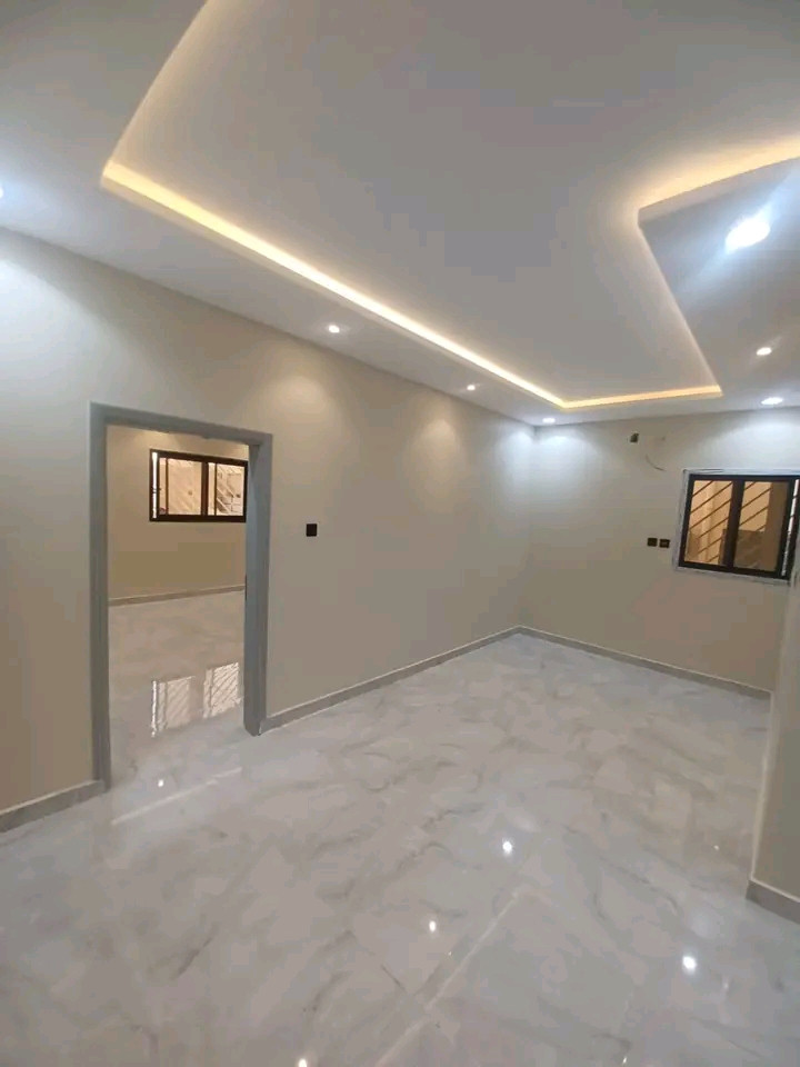 shk-fakhr-bhy-almaayzlyh01786213416.jpg