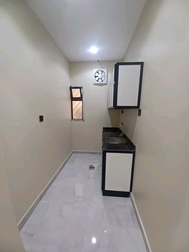 Luxury apartment in Al-Mu'ayziliyah neighborhood
