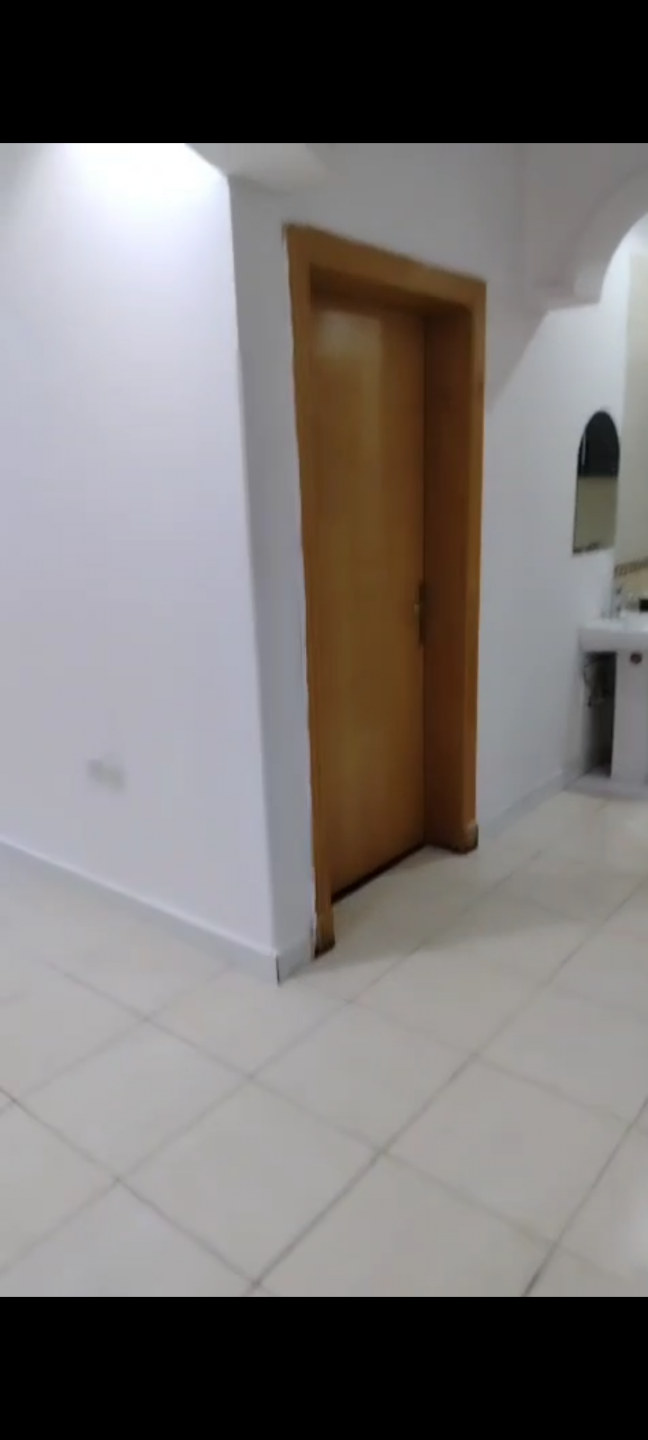 shk-fakhr-bhy-alnzh71786820192.png