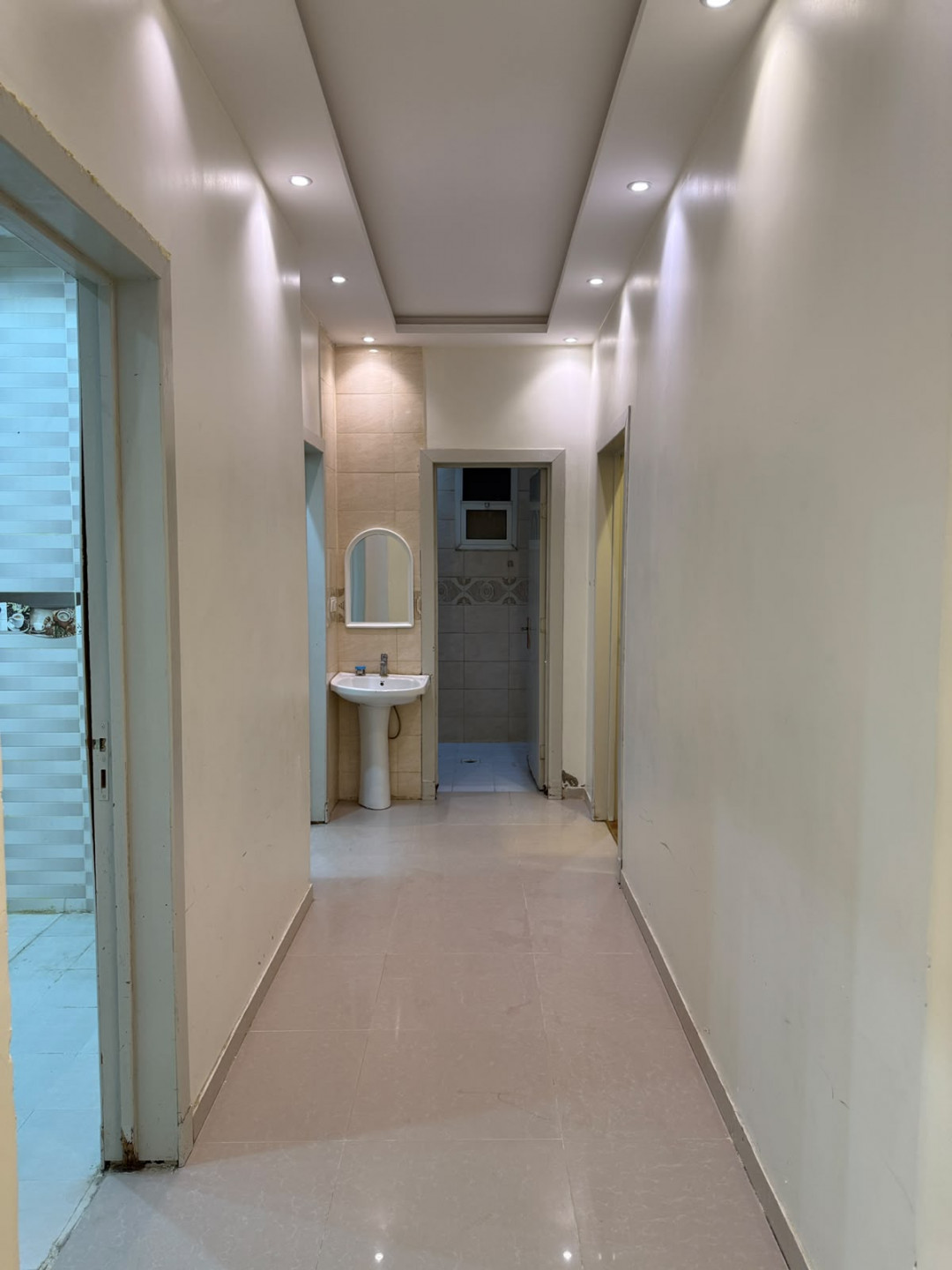 Luxury apartment in Al-Tuwaiq neighborhood