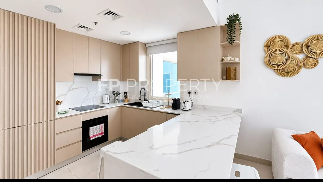 Luxury apartment in an excellent location, fully furnished and clean