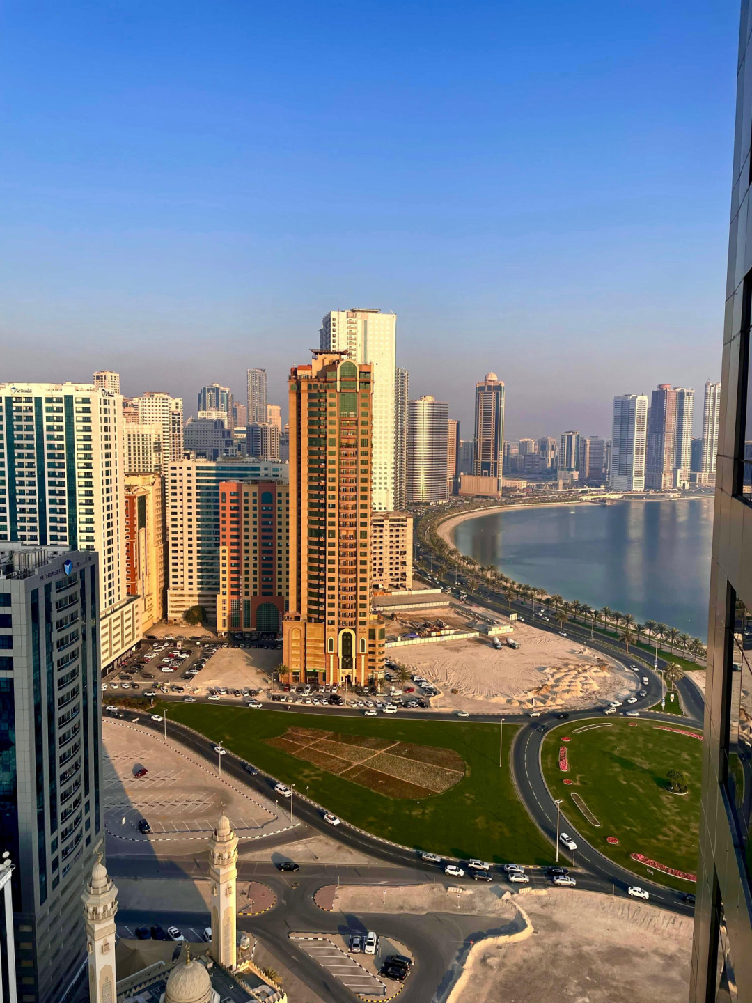 Luxury apartment with an open view in Khan