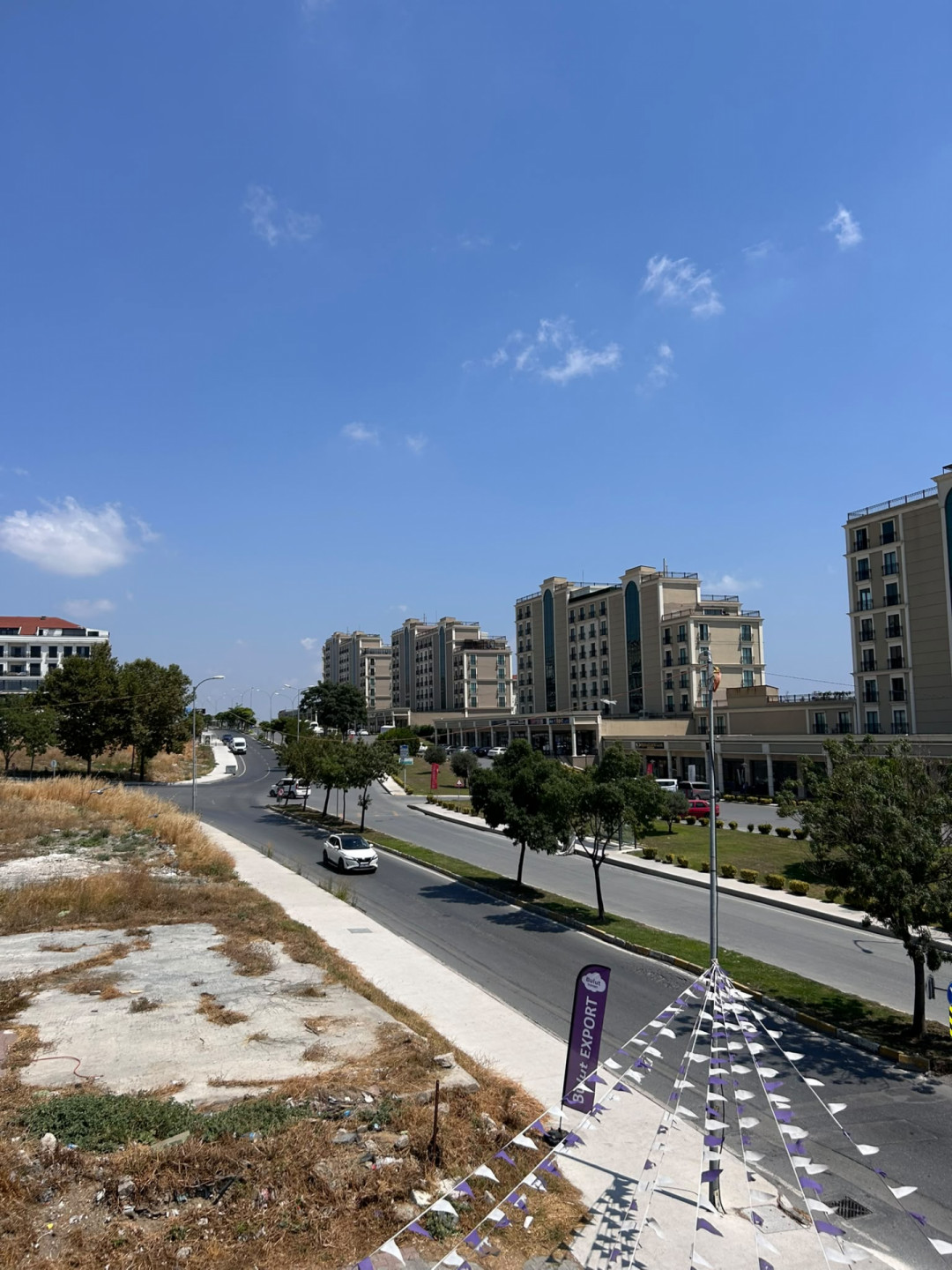 shk-fakhr-mkabl-almaryna01785942955.jpg