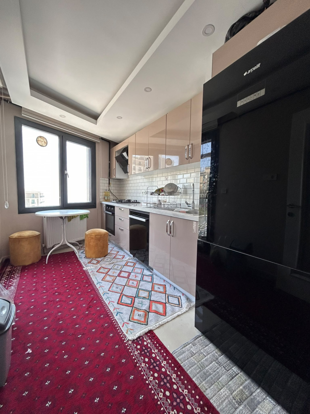 shk-fakhr-mkabl-almaryna51785942957.jpg