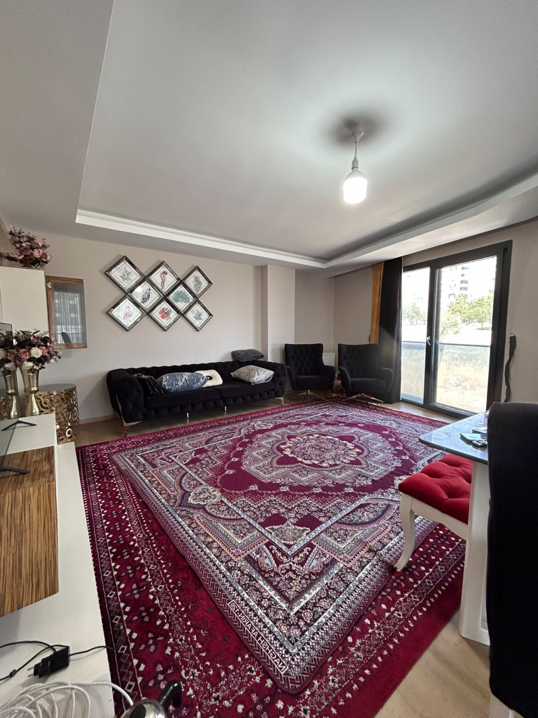 shk-fakhr-mkabl-almaryna61785942958.jpg