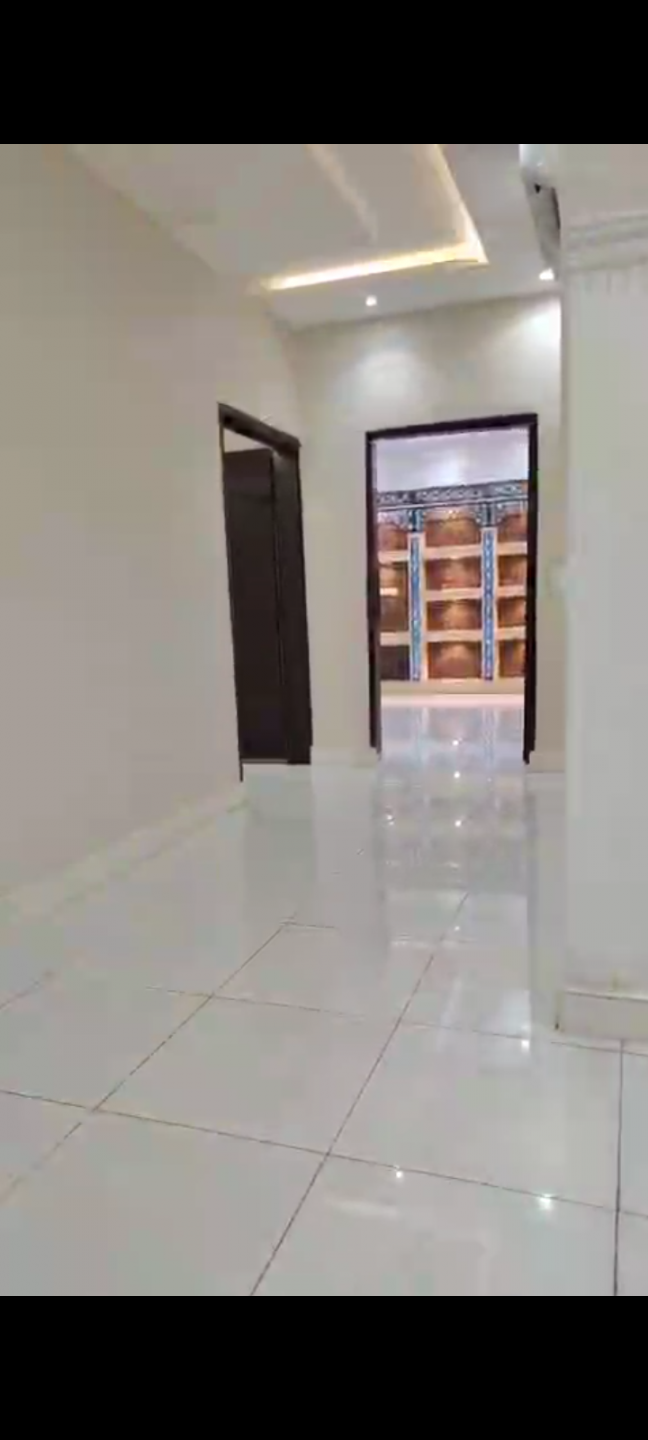 A luxurious and spacious apartment in Al-Qadisiyah