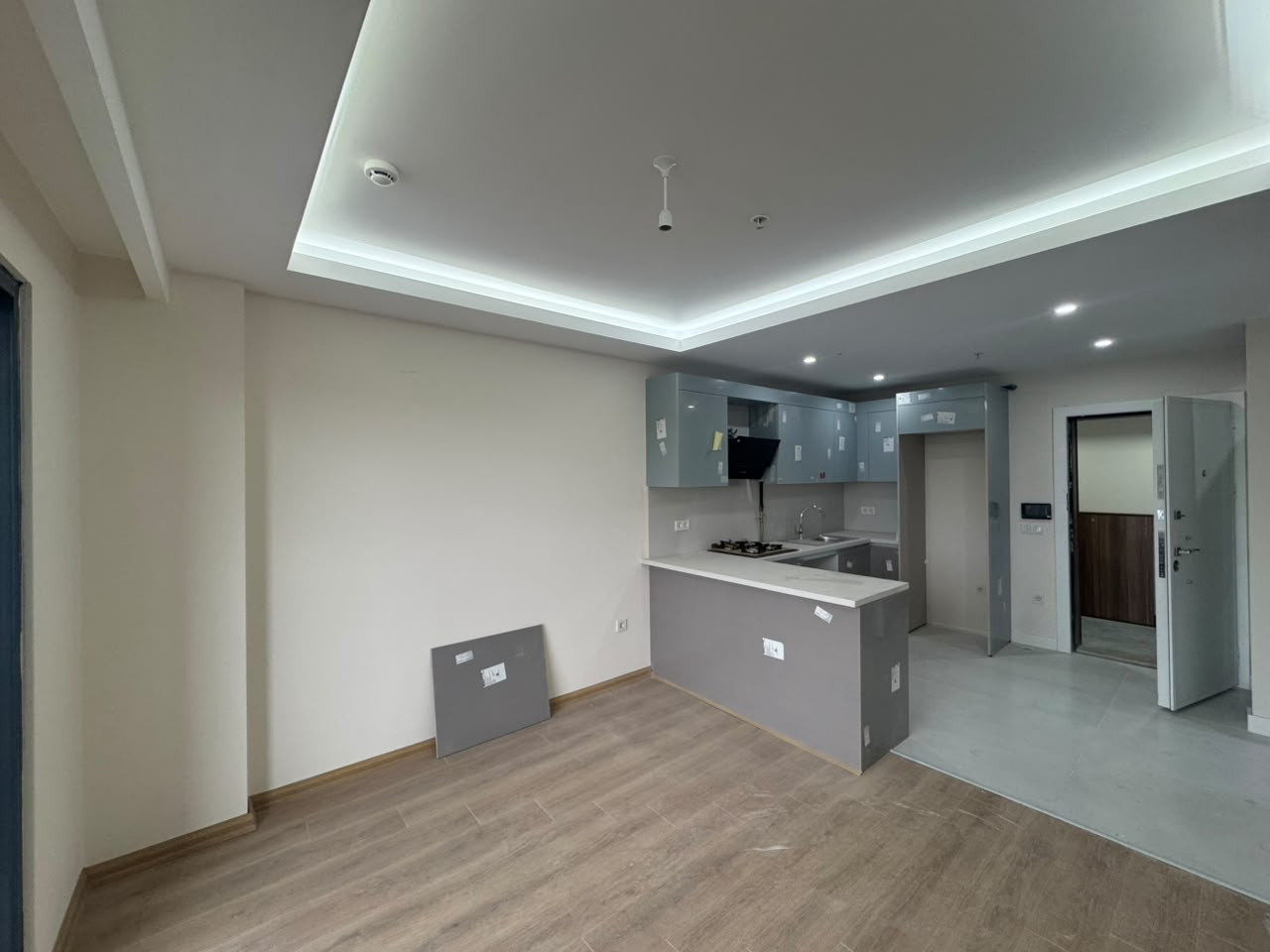 shk-fargh-llaygar-alsnoy61787394726.jpg