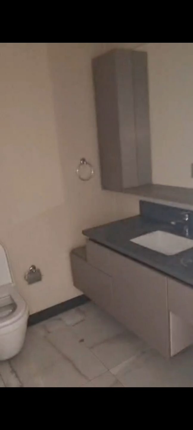 Empty apartment for rent