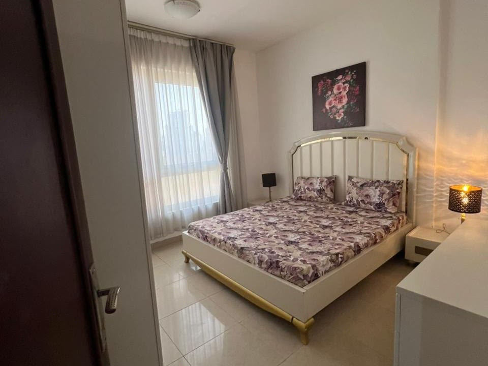 Luxury apartment with a large balcony in Khan