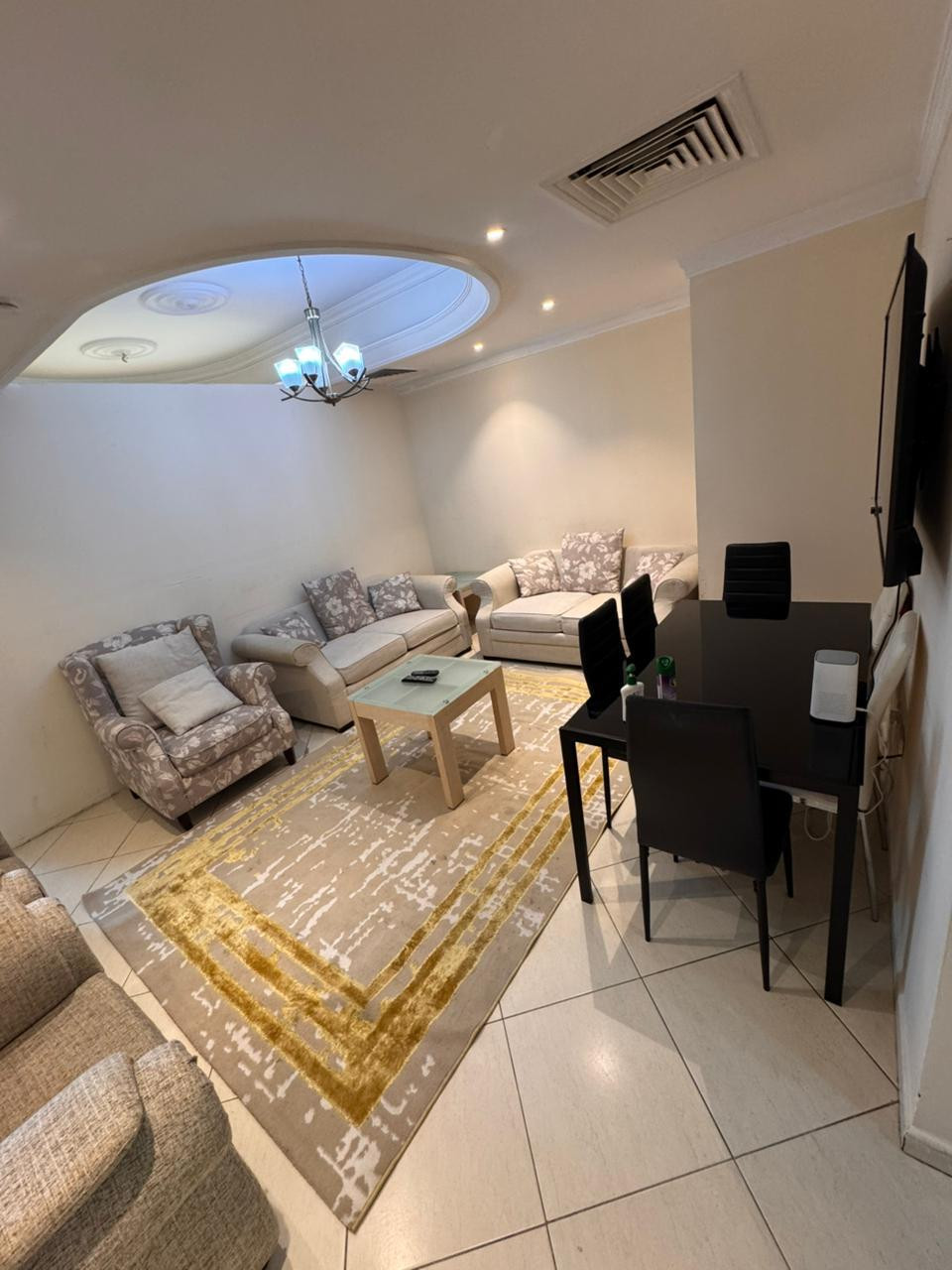 Luxurious and spacious apartment in Al Qasba