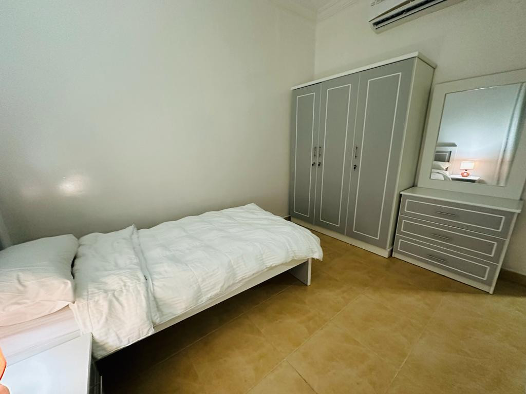 Newly furnished apartment in a prime location